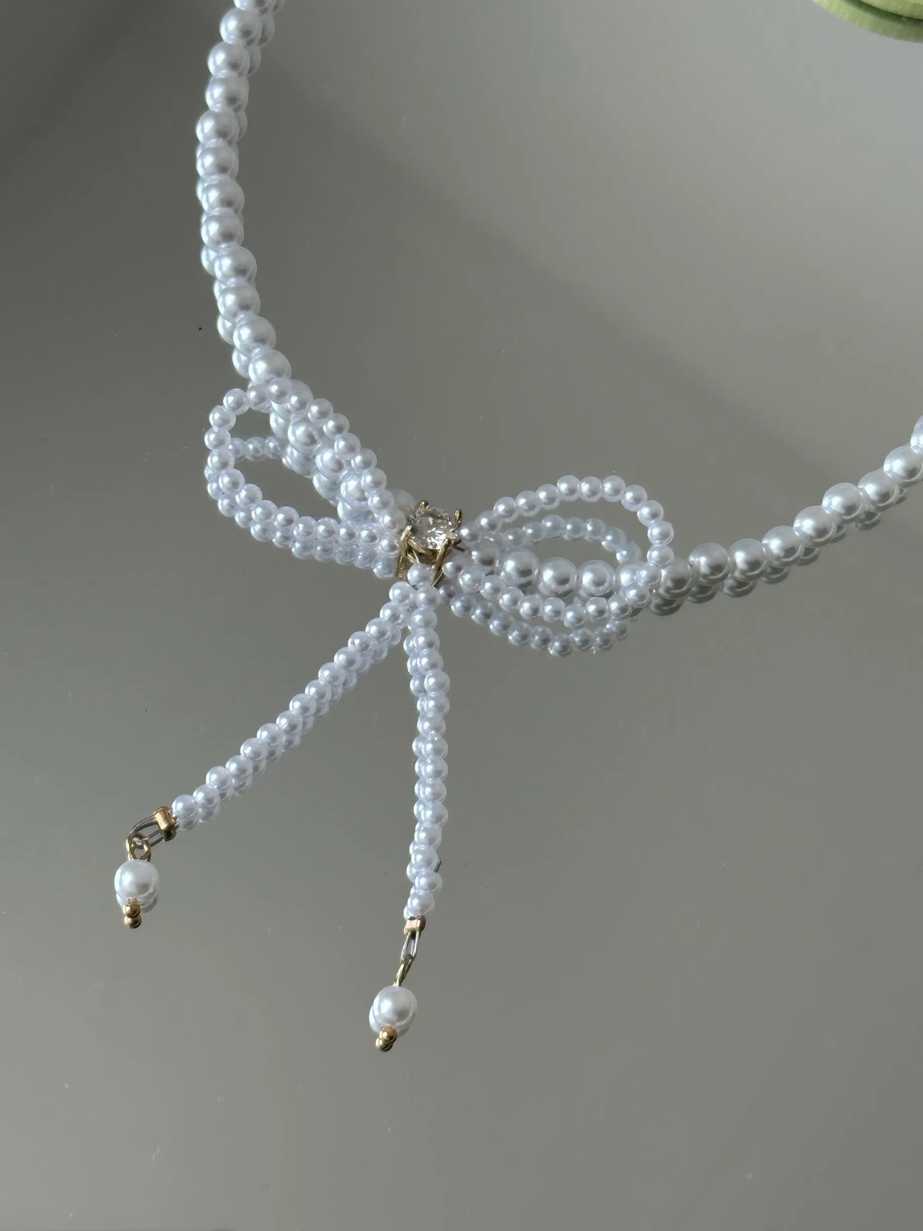 Bow Pearl Necklace