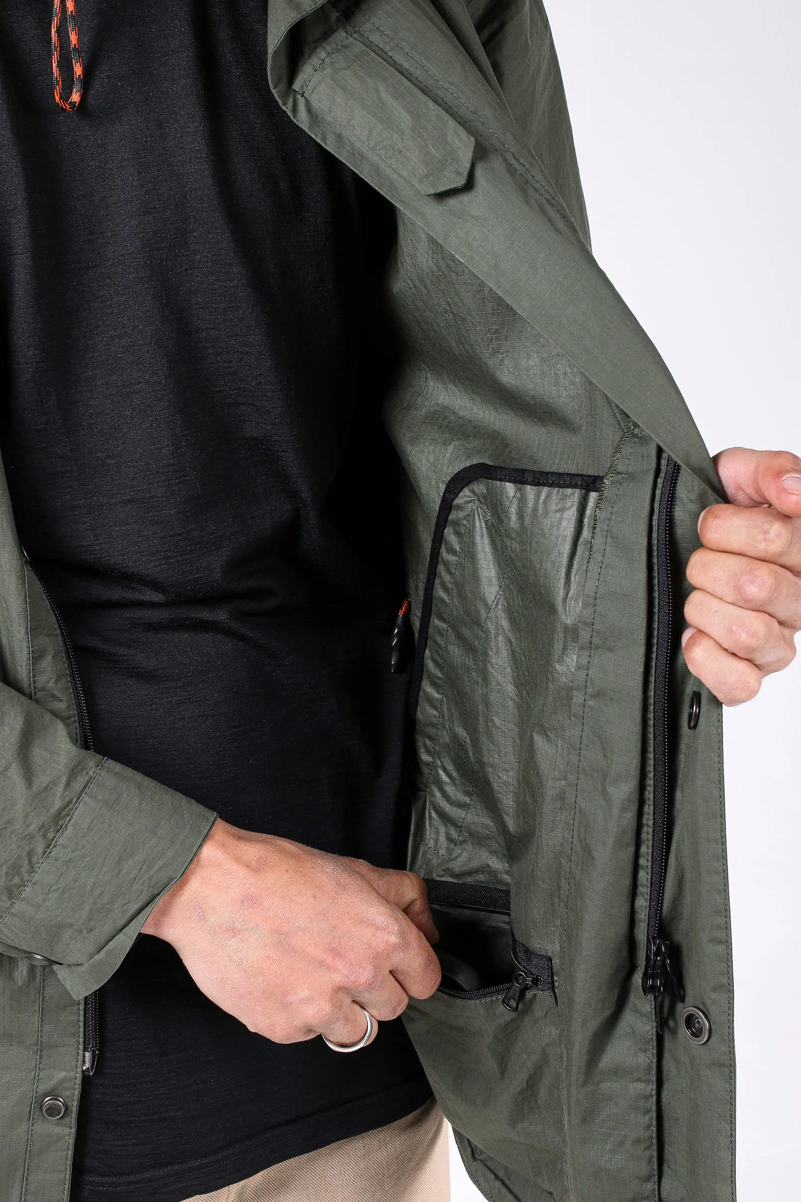 The LIGHTWEIGHT SUMMER JACKET